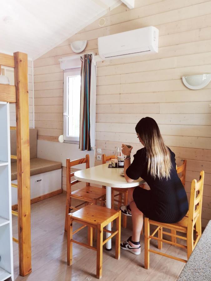 Camping Hameau Des Cannisses Gruissan Exterior foto