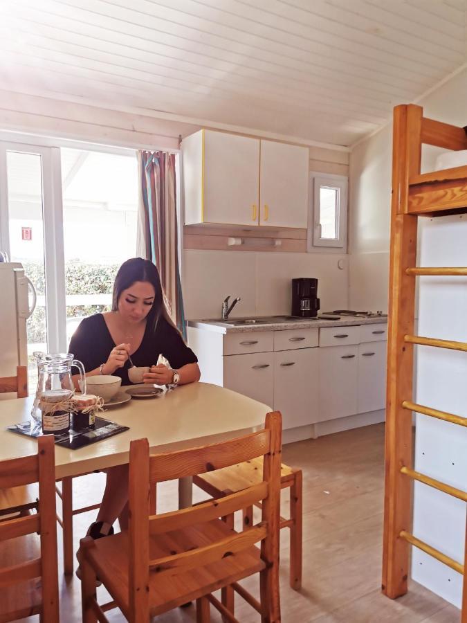 Camping Hameau Des Cannisses Gruissan Exterior foto