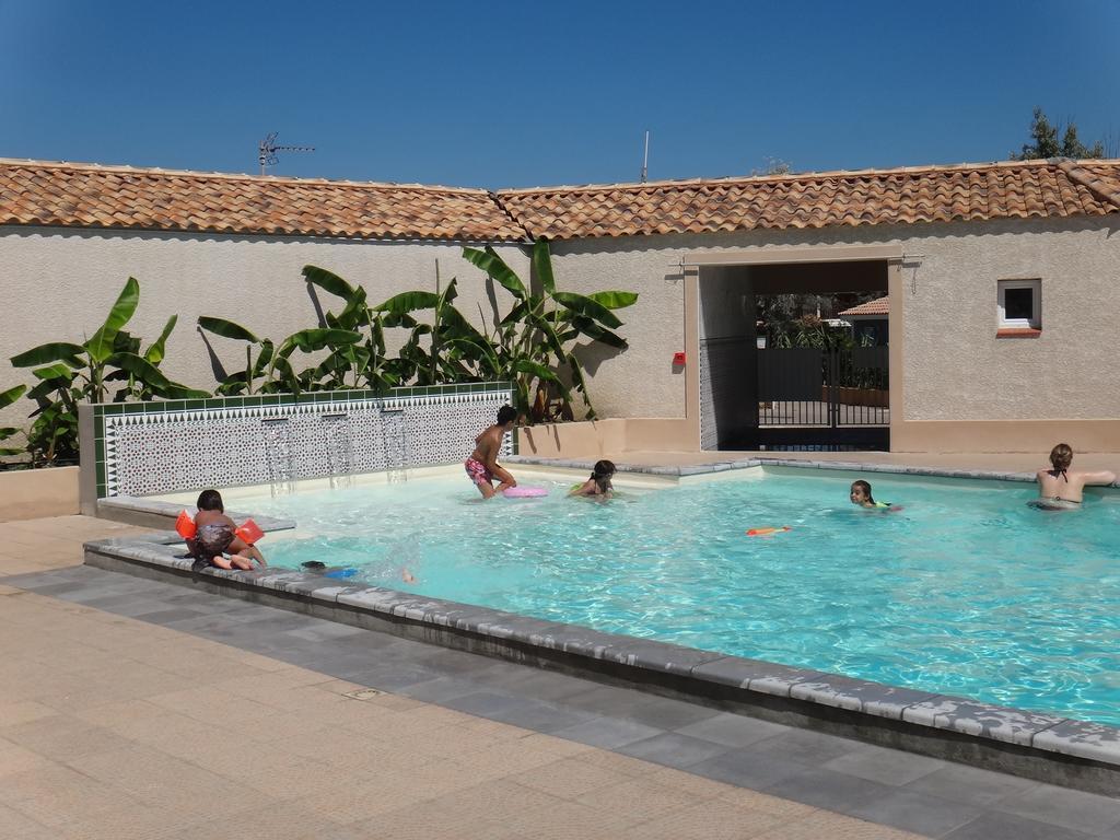 Camping Hameau Des Cannisses Gruissan Exterior foto