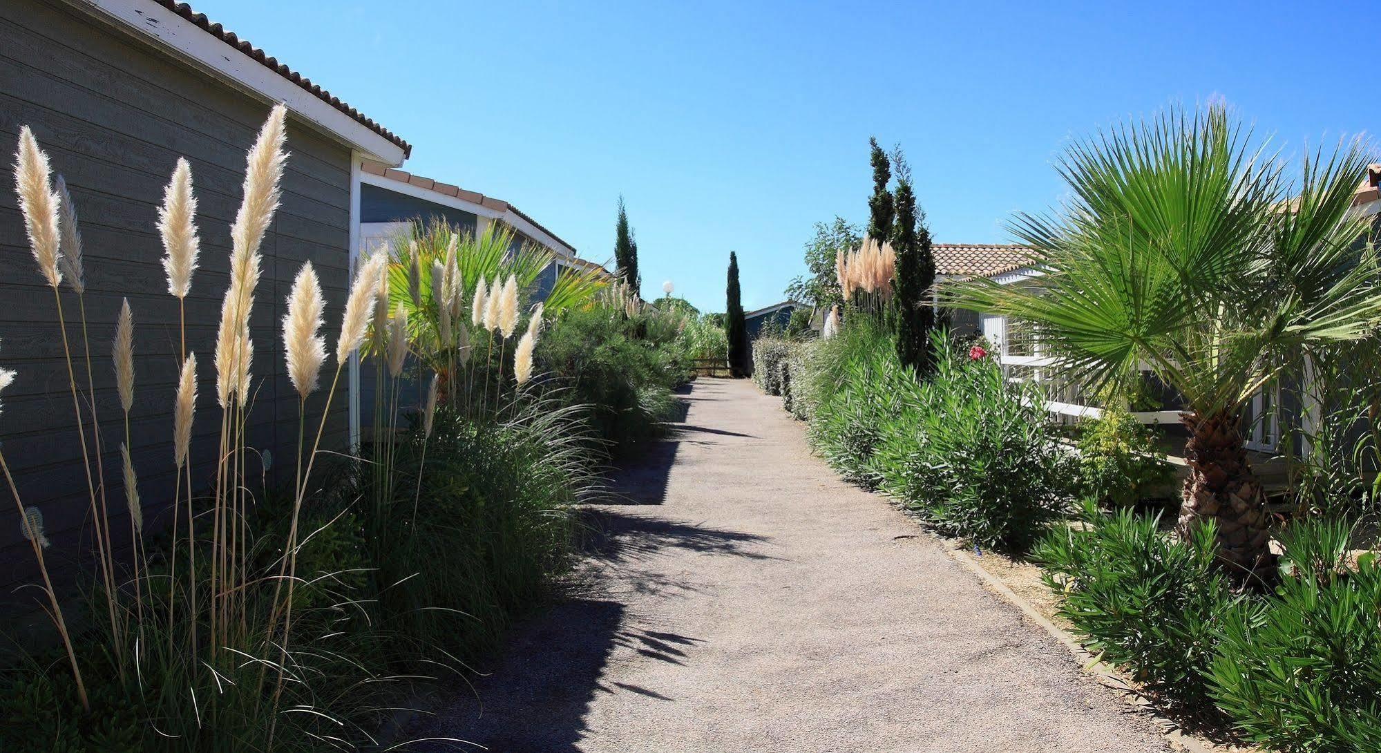 Camping Hameau Des Cannisses Gruissan Exterior foto